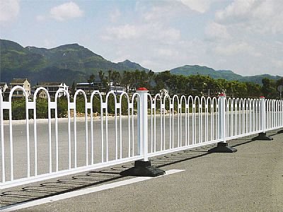 京式護欄